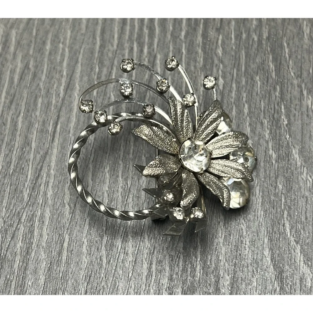 Vintage Silver Tone Floral Rhinestone Brooch Pin Clear Stones Swirl Design Retro